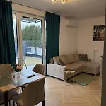 Skytravel Pileckiego- Near Modlin Airport Nowy Dwor Mazowiecki