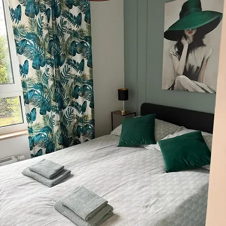 Skytravel Pileckiego- Near Modlin Airport Apartment *